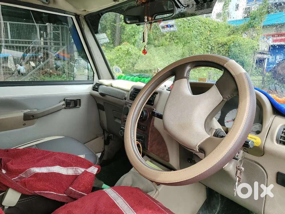 Mahindra Bolero Slx 2011