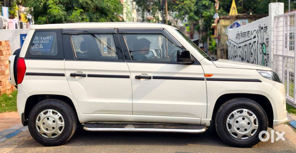 Mahindra Bolero Neo N4, 2017, Petrol