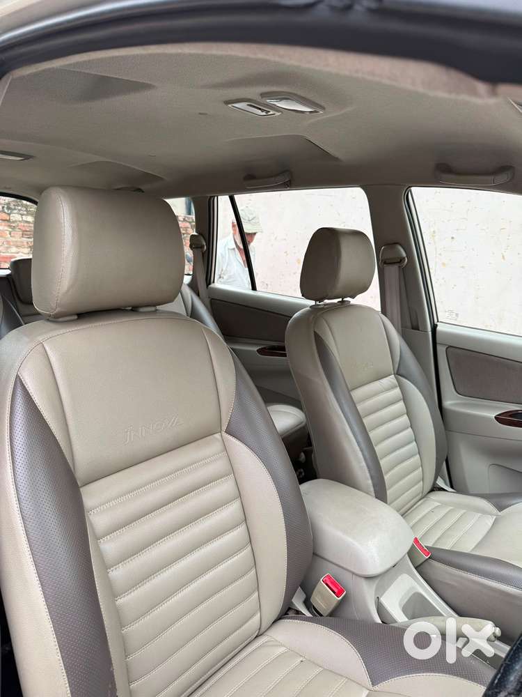 Toyota Innova Diesel 2014