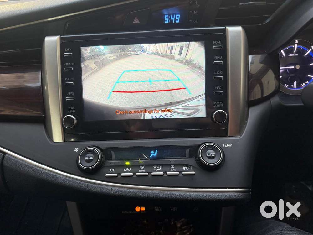 Toyota Innova Crysta 2.4 V 8 Str, 2021, Diesel