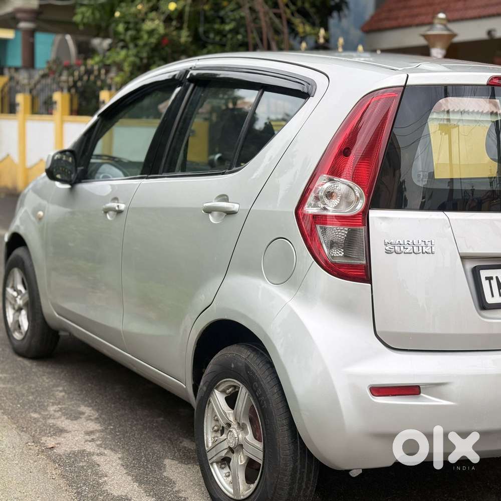 Maruti Suzuki Ritz Vxi, 2011, Petrol