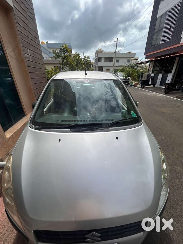 Maruti Suzuki Ritz Manual 2011 Petrol