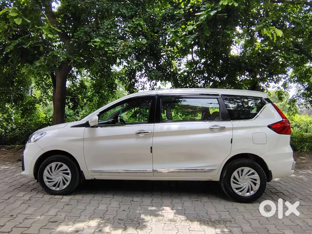 Maruti Suzuki Ertiga Vxi, 2024, Petrol