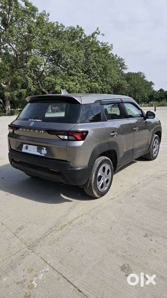 Maruti Suzuki Brezza 1.5 Lxi Smart Hybrid, 2023, Petrol