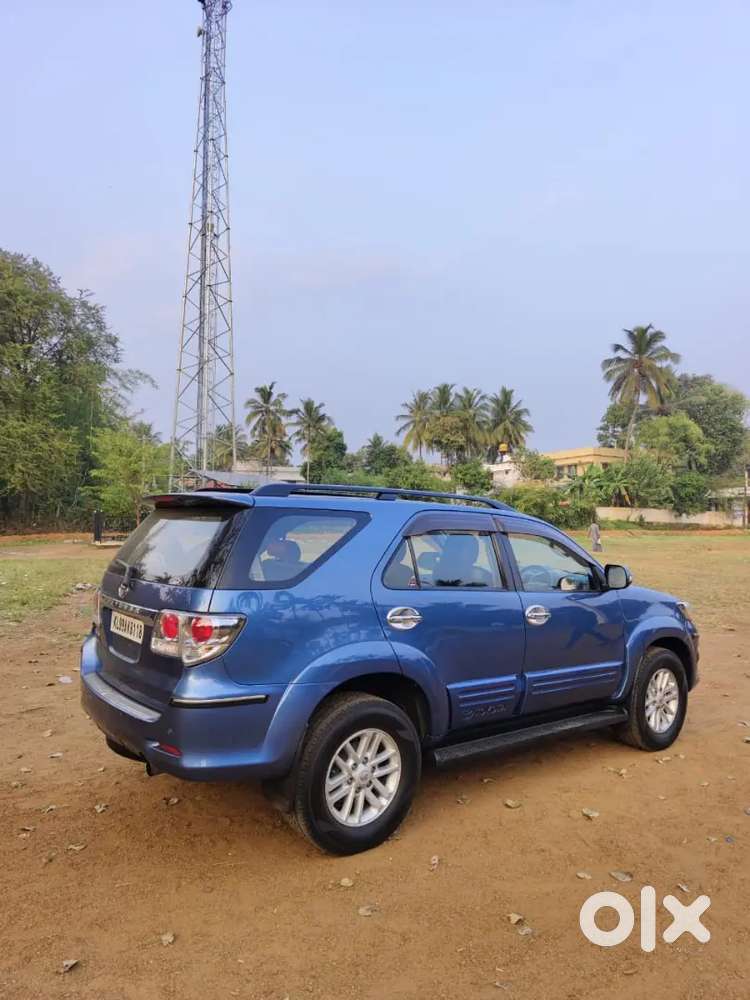 Toyota Fortuner Legender 2012