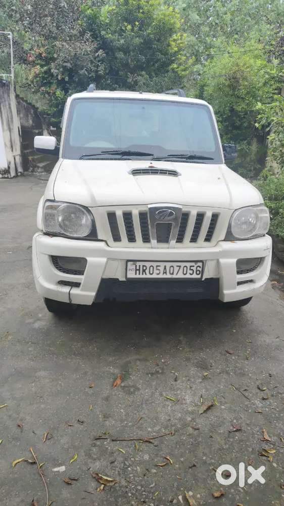 Mahindra Scorpio Vlx 2013