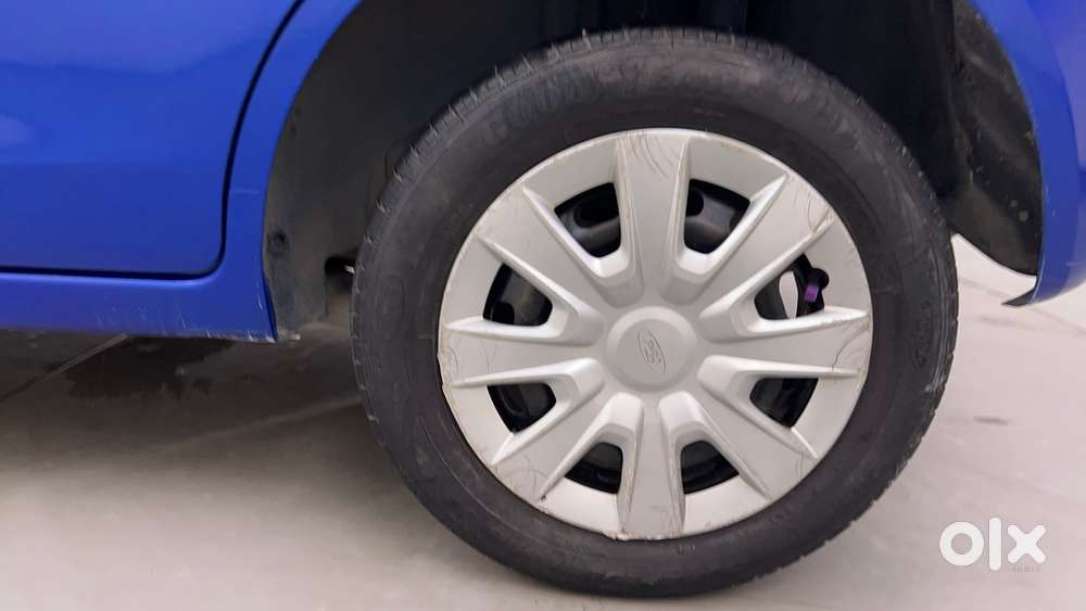 Ford Figo Petrol Zxi, 2013, Petrol