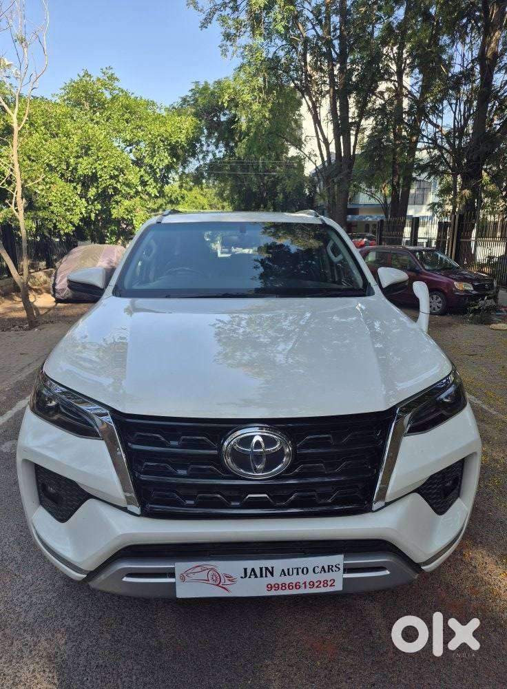 Toyota Fortuner 4x2 Mt 2.8 Diesel, 2022, Diesel