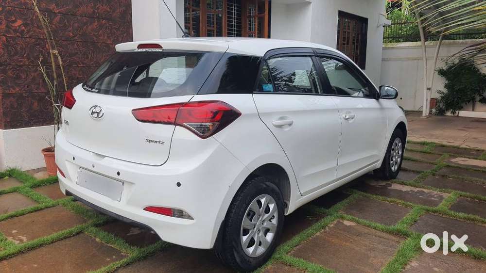 Hyundai Elite I20 Sportz (o) 1.2, 2017, Petrol