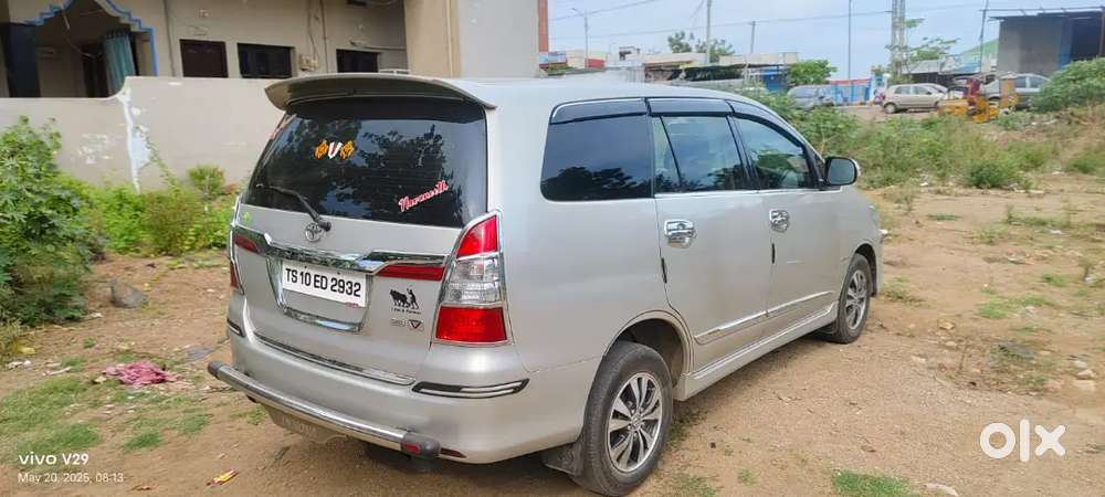 Toyota Innova Diesel 2015