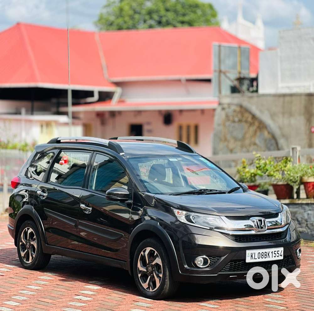 Honda Br-v Style Edition V Cvt, 2016, Petrol