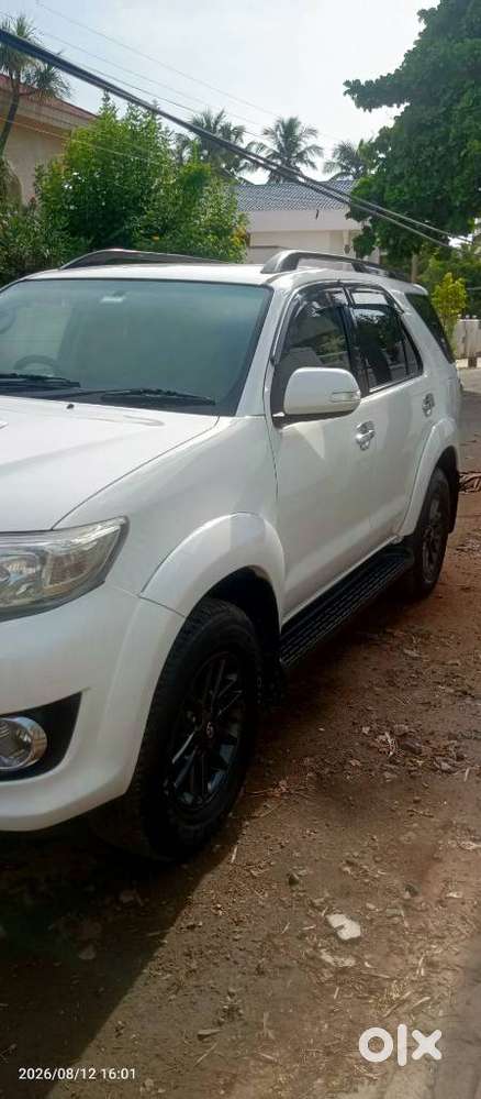Toyota Fortuner 3.0 4x4 Manual, 2015, Diesel