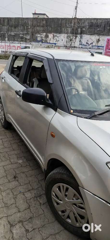 Swift 2006 Maruti Suzuki