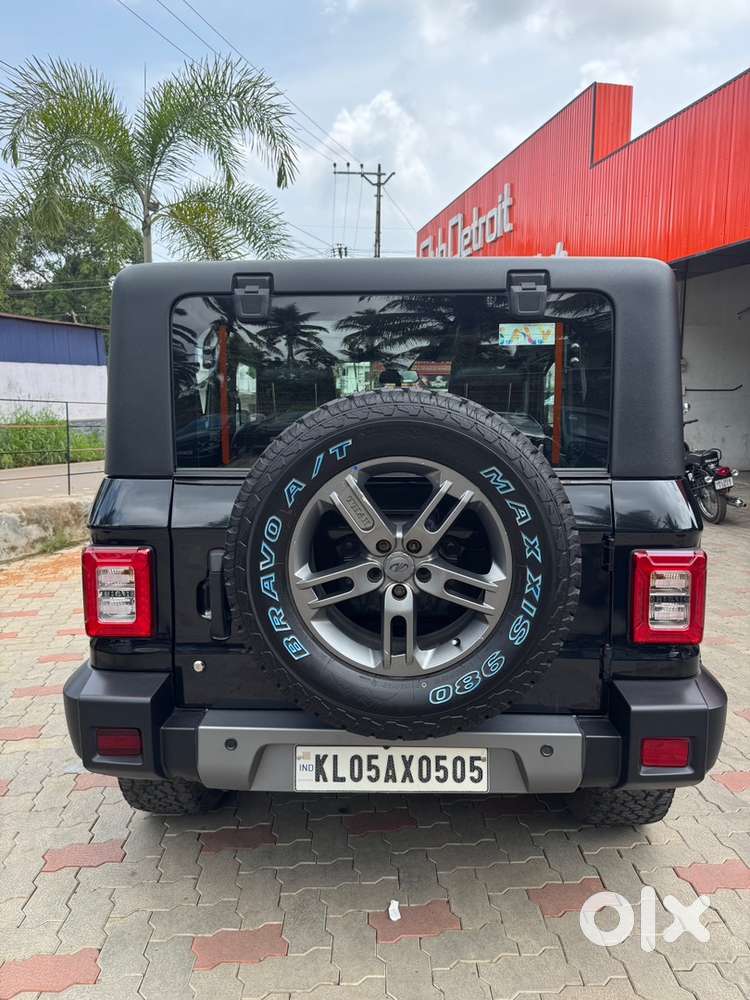 Mahindra Thar 4x4 (top Variant)