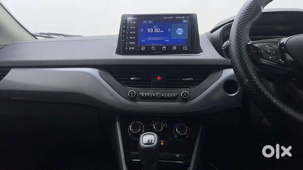 Tata Nexon 1.2 Revotron Xm (s), 2022, Petrol