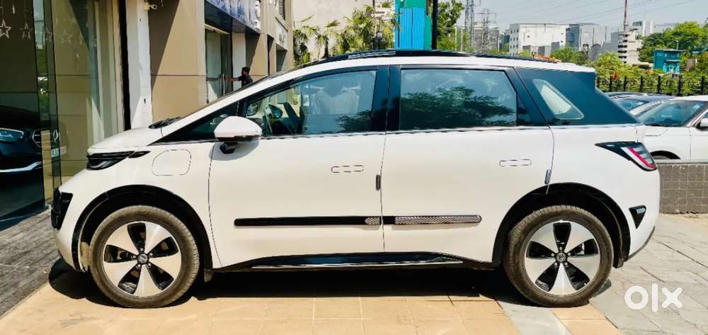 Mg Windsor Ev Essence, 2025, Electric