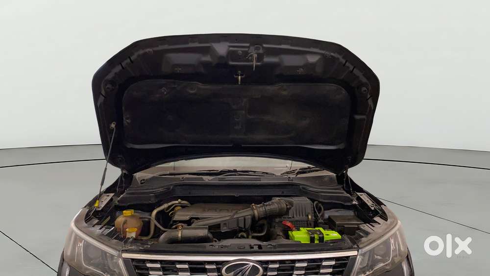 Mahindra Xuv300 W8, 2021, Petrol