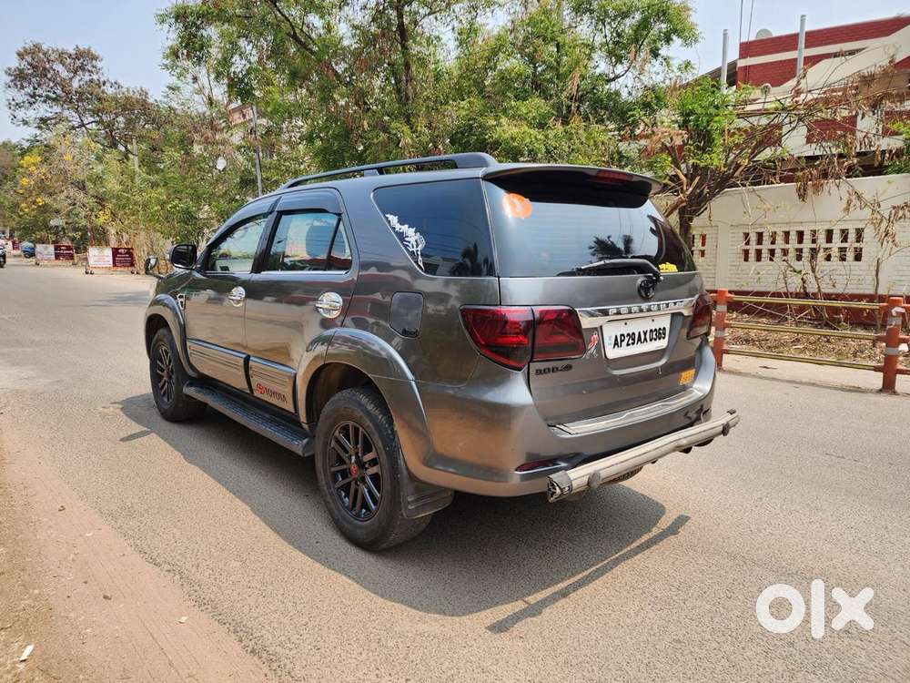 Toyota Fortuner 3.0 4x2 Mt, 2012, Diesel