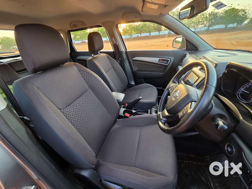 Toyota Urban Cruiser 1.5 Premium Grade At, 2022, Petrol