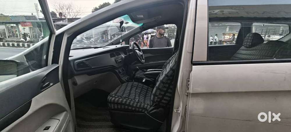 Mahindra Marazzo M4 8str, 2019, Diesel