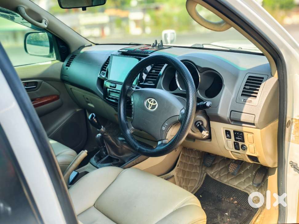 Toyota Fortuner, 2011, Diesel