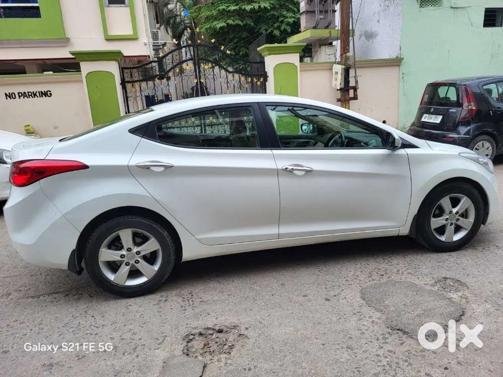 Only 50,000 Kms Hyundai Elantra Sx Diesel Crdi 2015