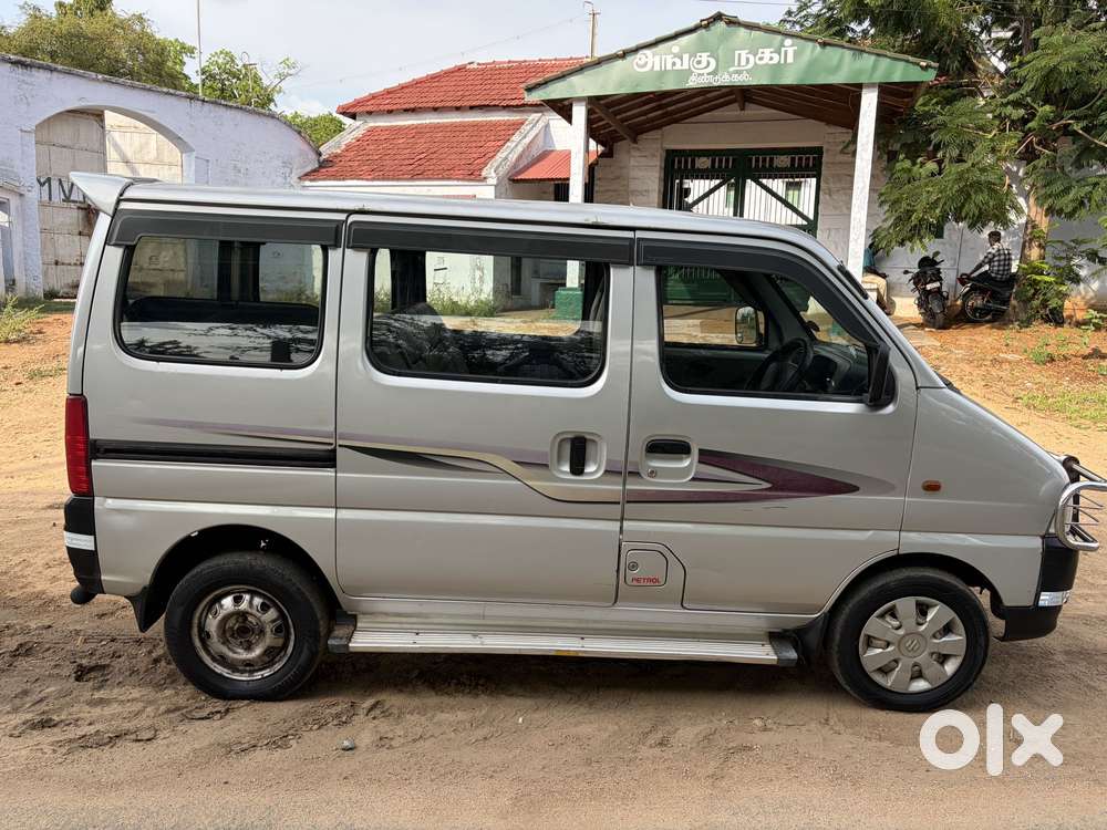 Maruti Suzuki Eeco 5 Str Ac (o), 2010, Petrol