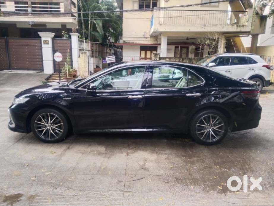 Toyota Camry Hybrid, 2022, Petrol
