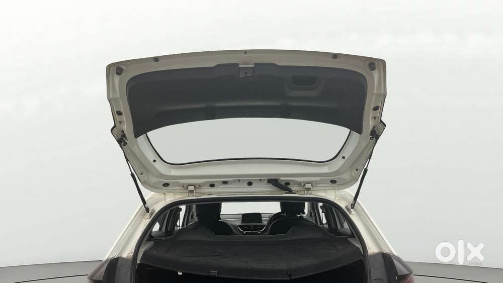 Tata Altroz 1.2 Xt, 2020, Petrol