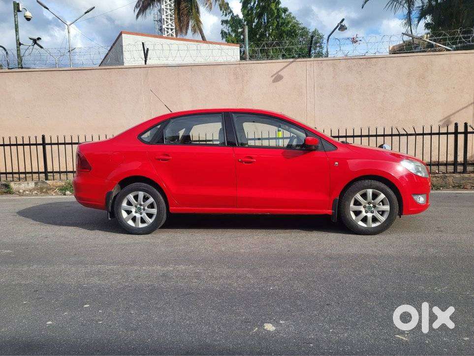 Skoda Rapid 2013-2016 1.5 Tdi Ambition With Alloy Wheel, 2013
