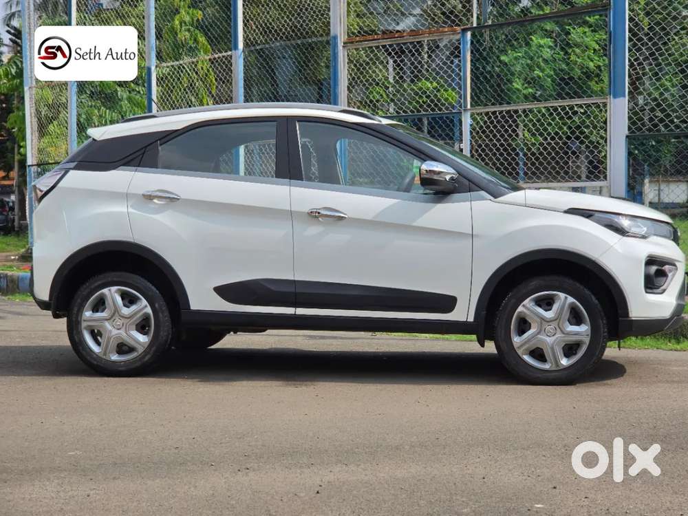 Tata Nexon 1.2 Revotron Xm (s), 2020, Petrol
