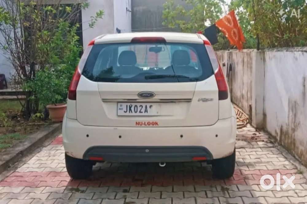 Ford Figo Petrol 2011 Manual