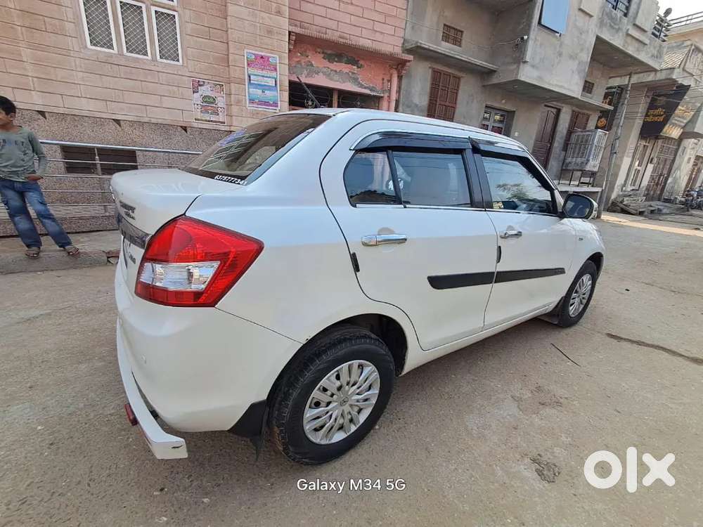 Maruti Suzuki Dzire 2016 Diesel 183102 Km