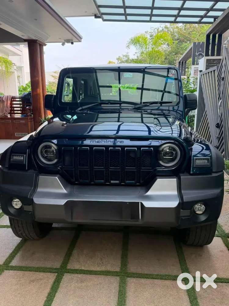 Mahindra Thar Roxx Petrol 2025