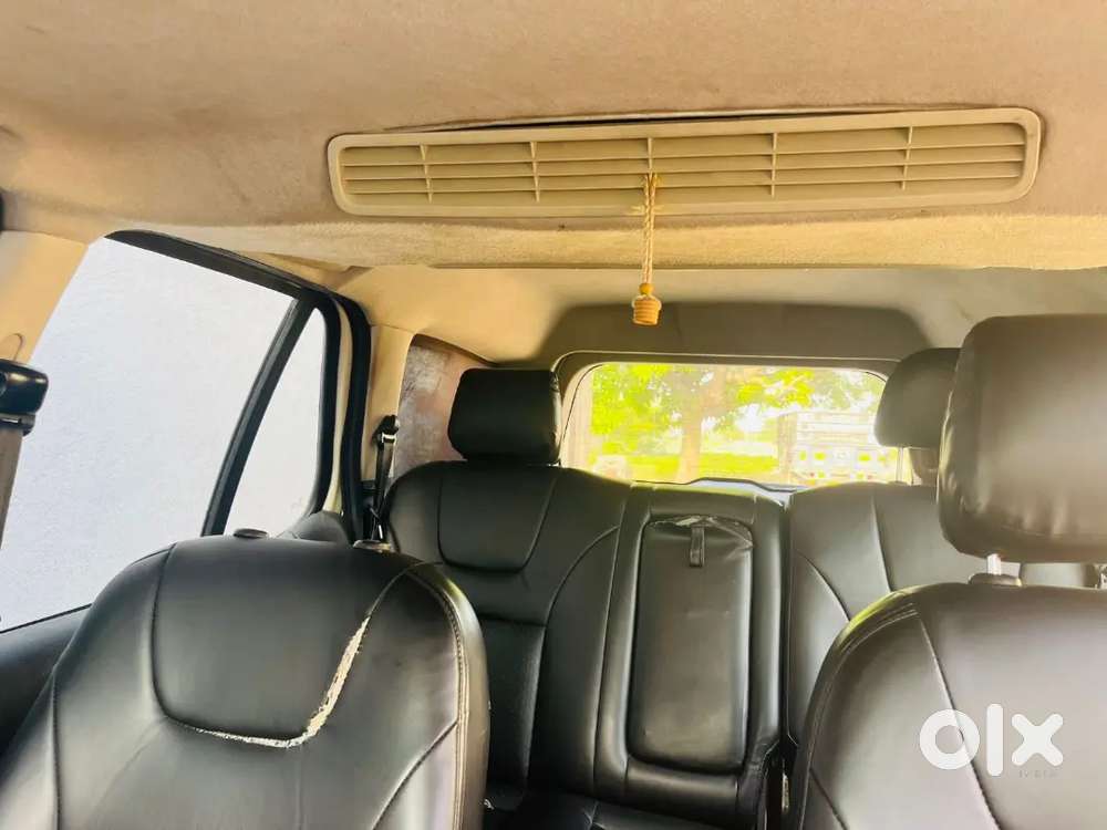 Tata Safari Storme 2017