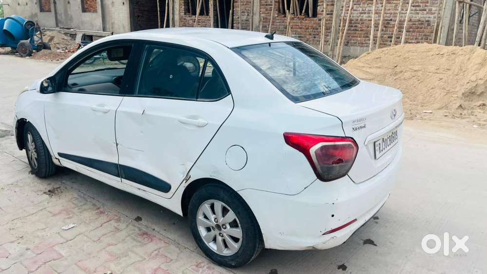 Hyundai Xcent 2015 Diesel 120000 Km Driven