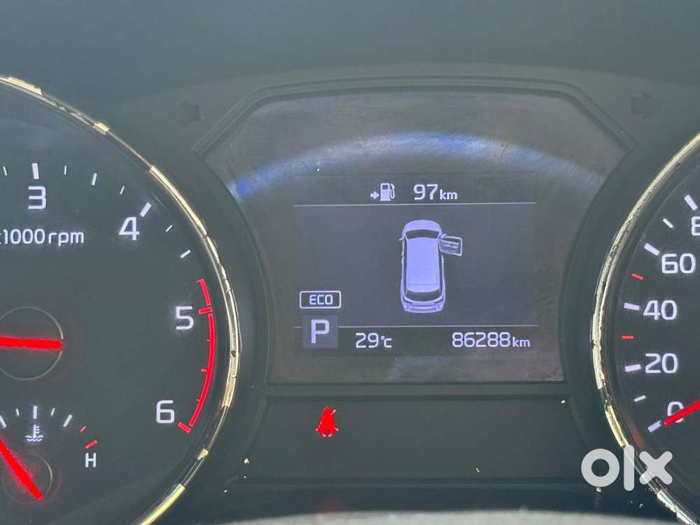 Kia Carnival Premium, 2021, Diesel