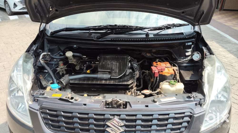 Maruti Suzuki Ertiga 1.4 Vxi Cng Anniversary Edition, 2013, Cng & Hy..