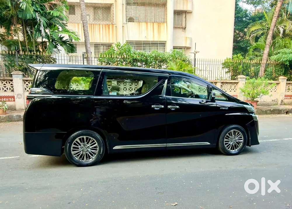 Toyota Vellfire, 2022, Petrol