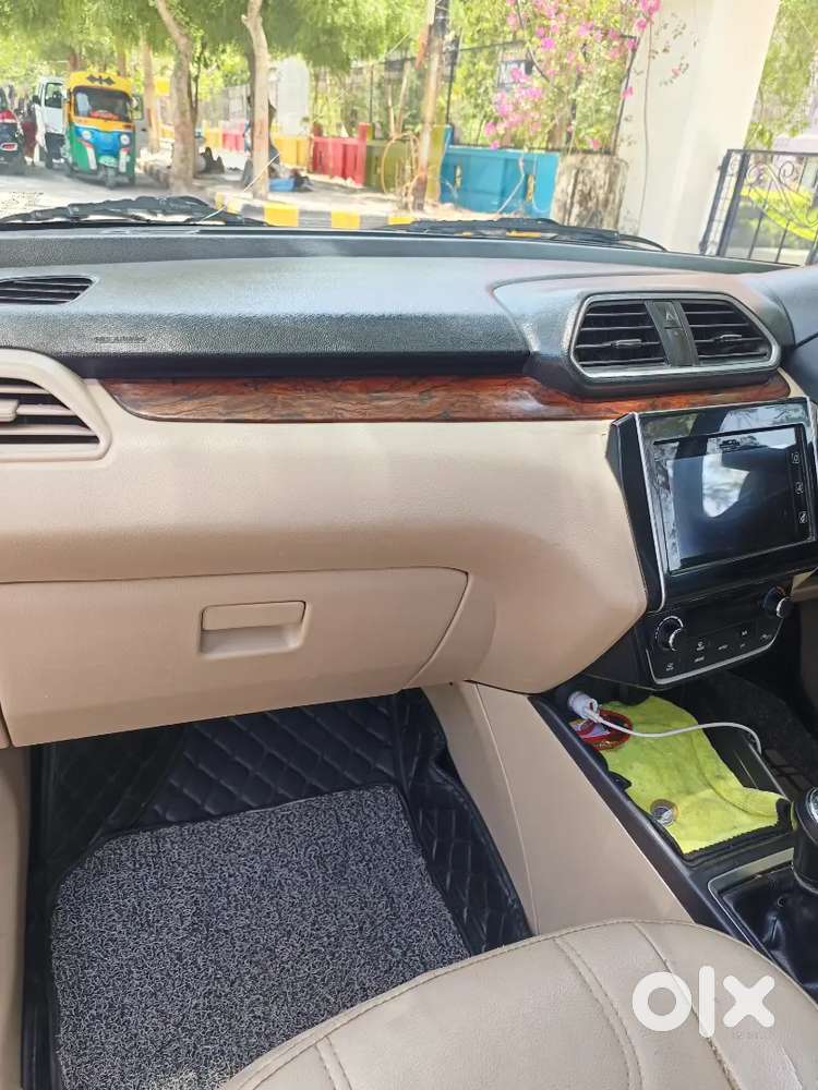 Dzire Zxi+ Top Modal Push Button
