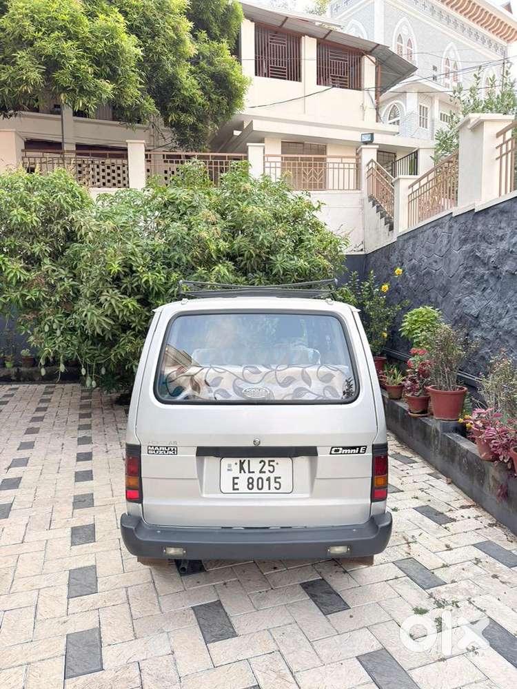 Maruti Suzuki Omni 2013