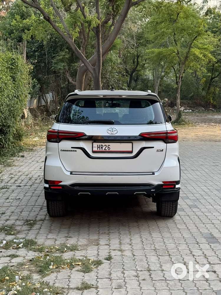 Toyota Fortuner Legender 4x2 At 2.8, 2024, Diesel