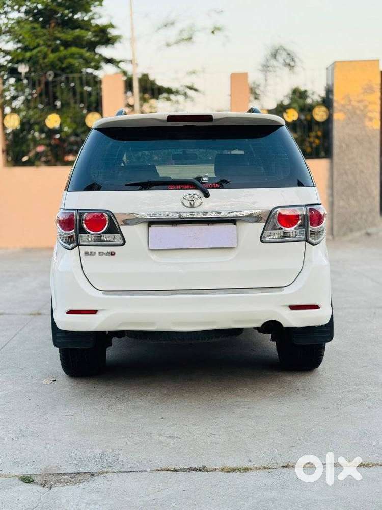 Toyota Fortuner 3.0 Ltd, 2014, Diesel