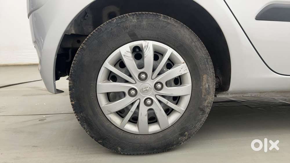 Hyundai I10 Sportz 1.1 Irde2, 2016, Petrol