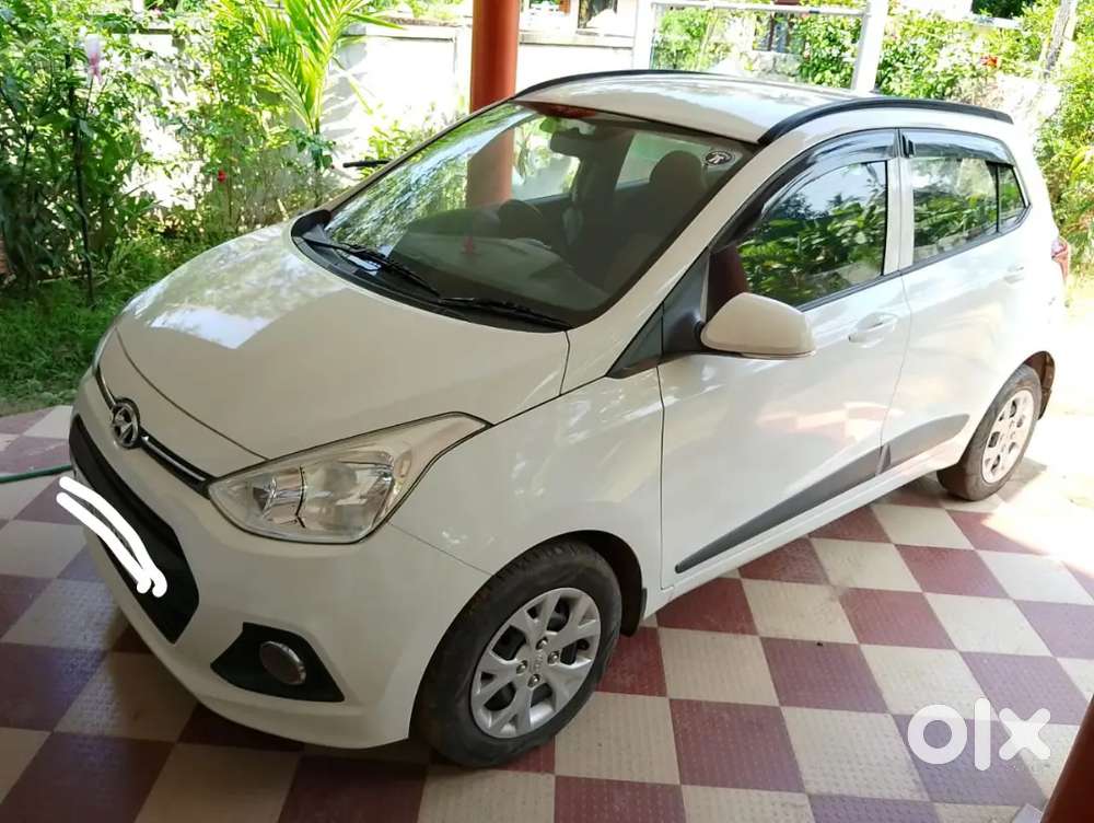 Hyundai Grand I10 2015 Petrol Well Maintained