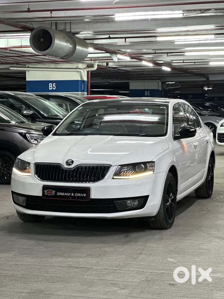 Skoda Octavia 2013-2017 Elegance 1.8 Tsi At, 2015, Petrol