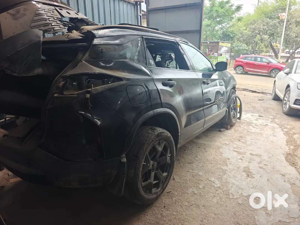 Tata Harrier 2024 Diesel 32542 Km Driven