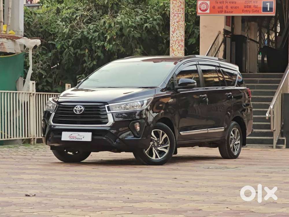 Toyota Innova Crysta 2.4 G Mt 8s, 2022, Diesel