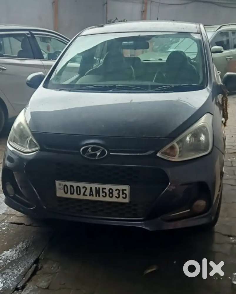Showroom Like , Well Maintained Official Use, Without Any Dent Car