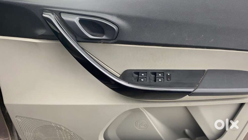 Tata Tiago 1.2 Revotron Xt, 2016, Petrol